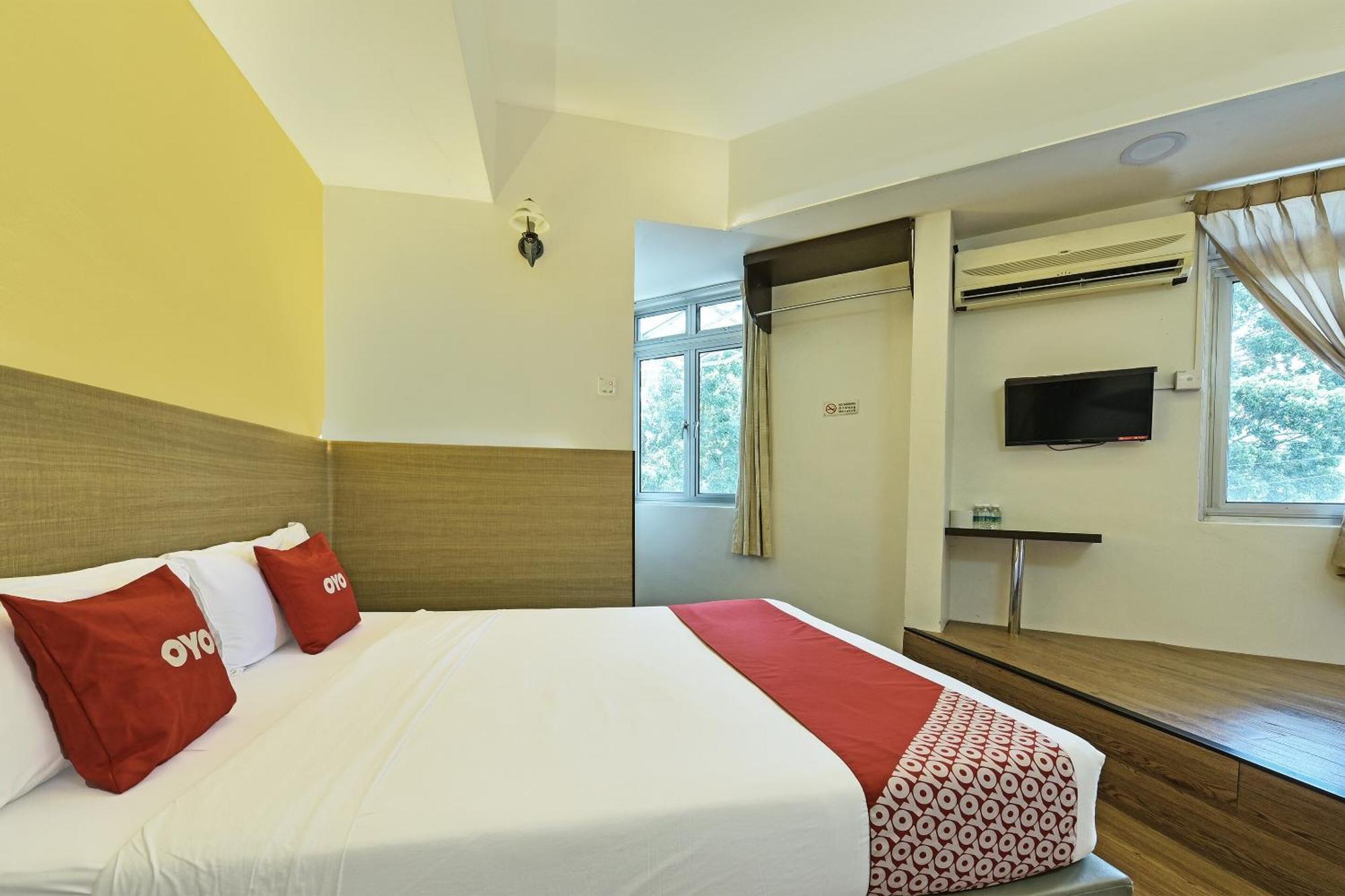 OYO 44036 Hotel De Perdana Hill Batu Pahat Bagian luar foto