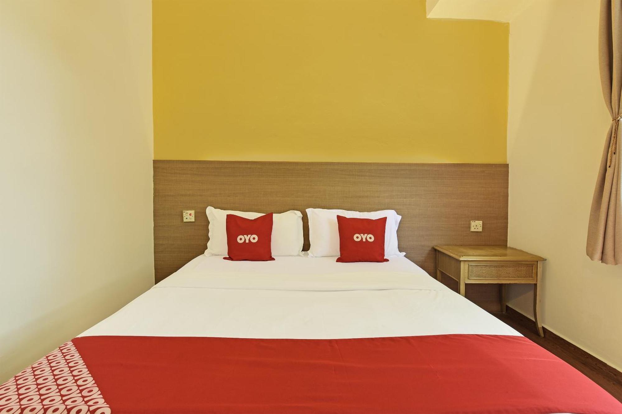 OYO 44036 Hotel De Perdana Hill Batu Pahat Bagian luar foto