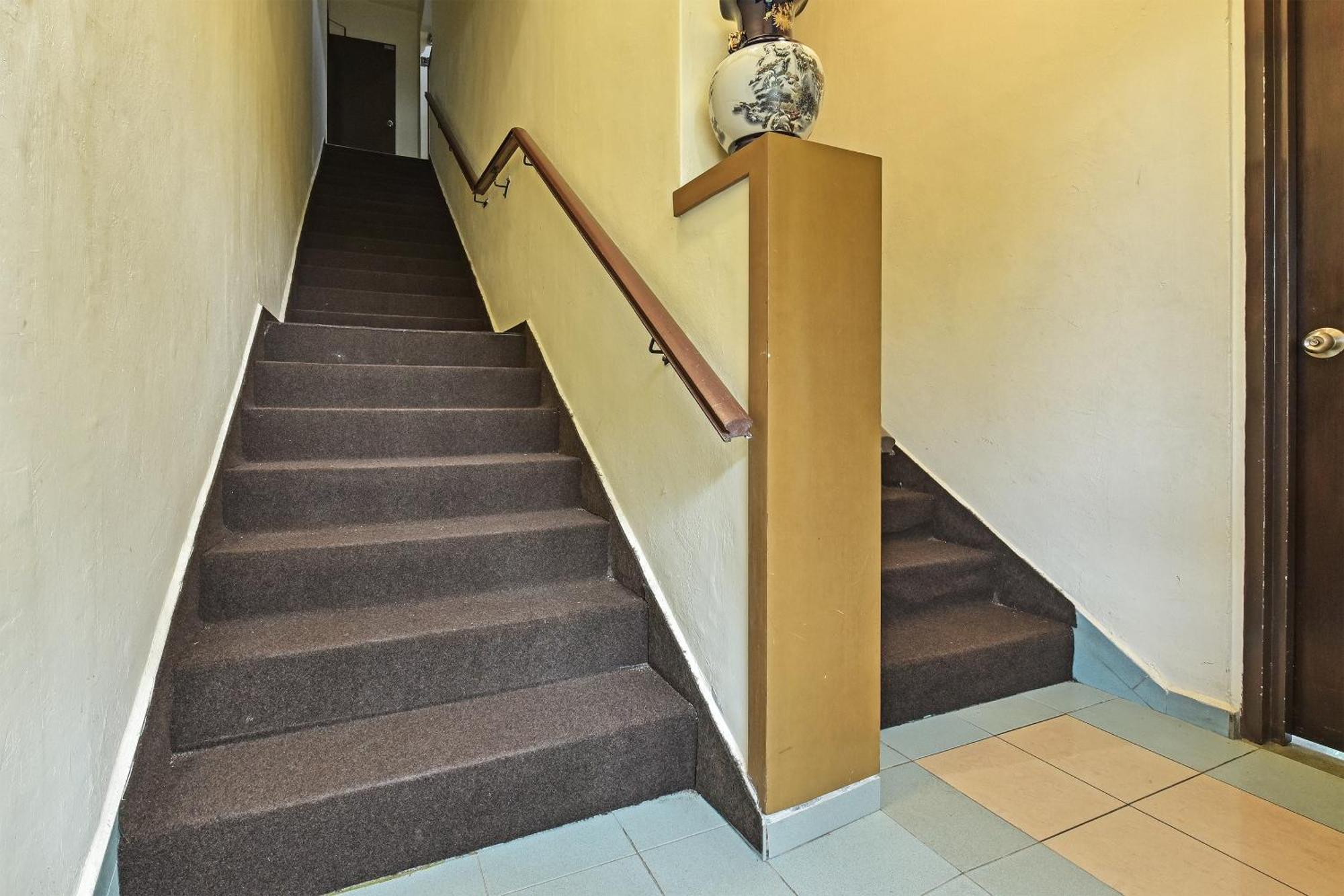 OYO 44036 Hotel De Perdana Hill Batu Pahat Bagian luar foto