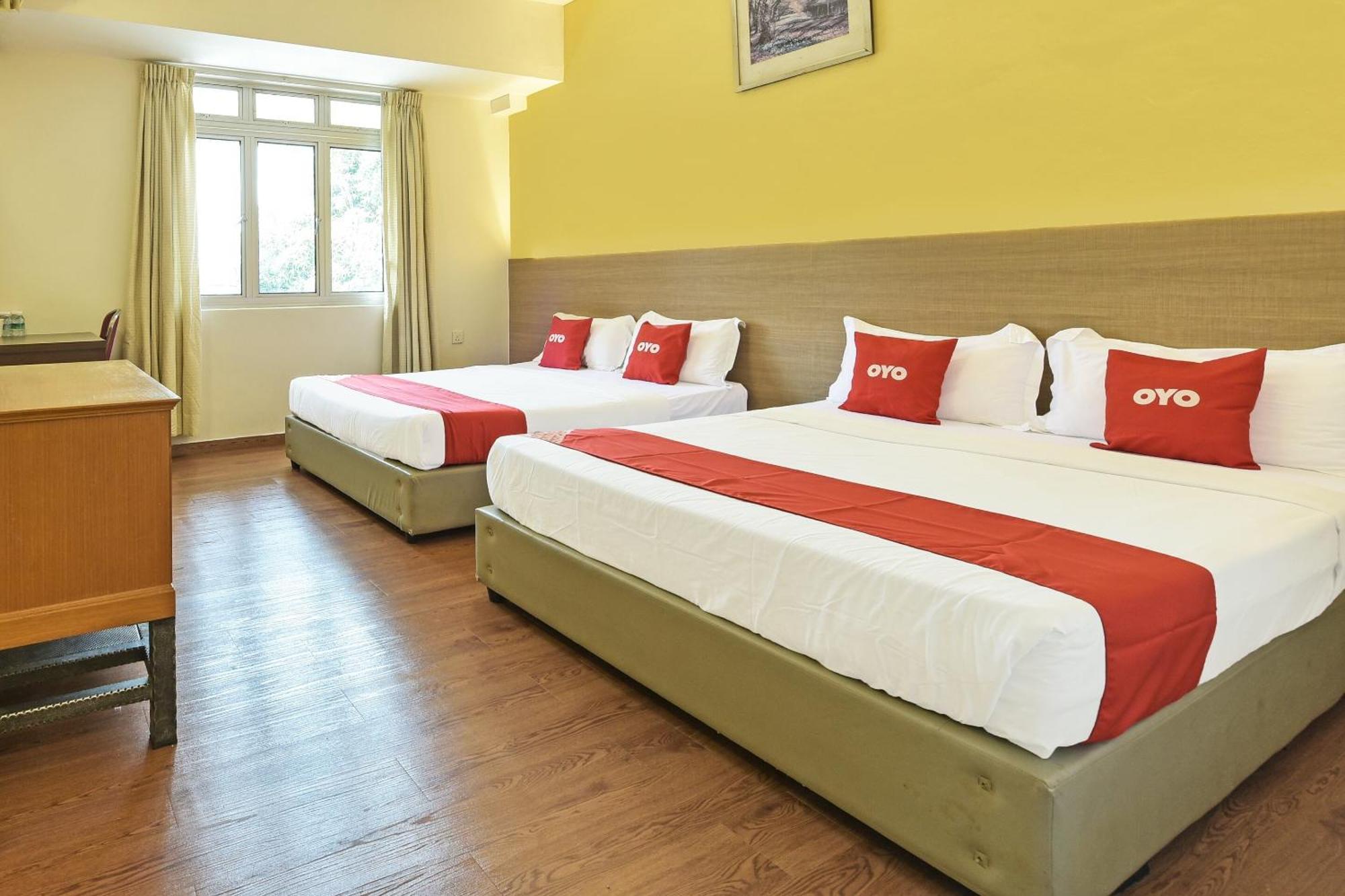 OYO 44036 Hotel De Perdana Hill Batu Pahat Bagian luar foto