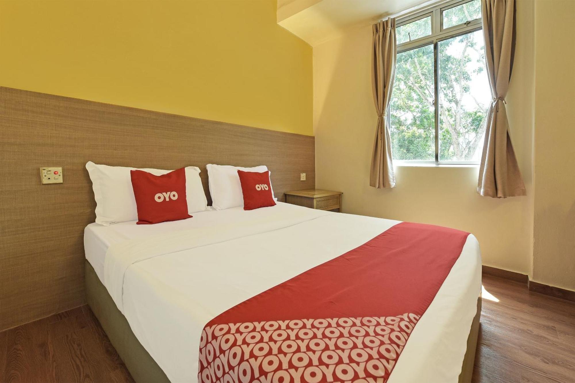 OYO 44036 Hotel De Perdana Hill Batu Pahat Bagian luar foto